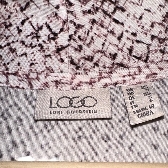 EUC LOGO Lori Goldstein Open Sweater - Picture 3 of 4